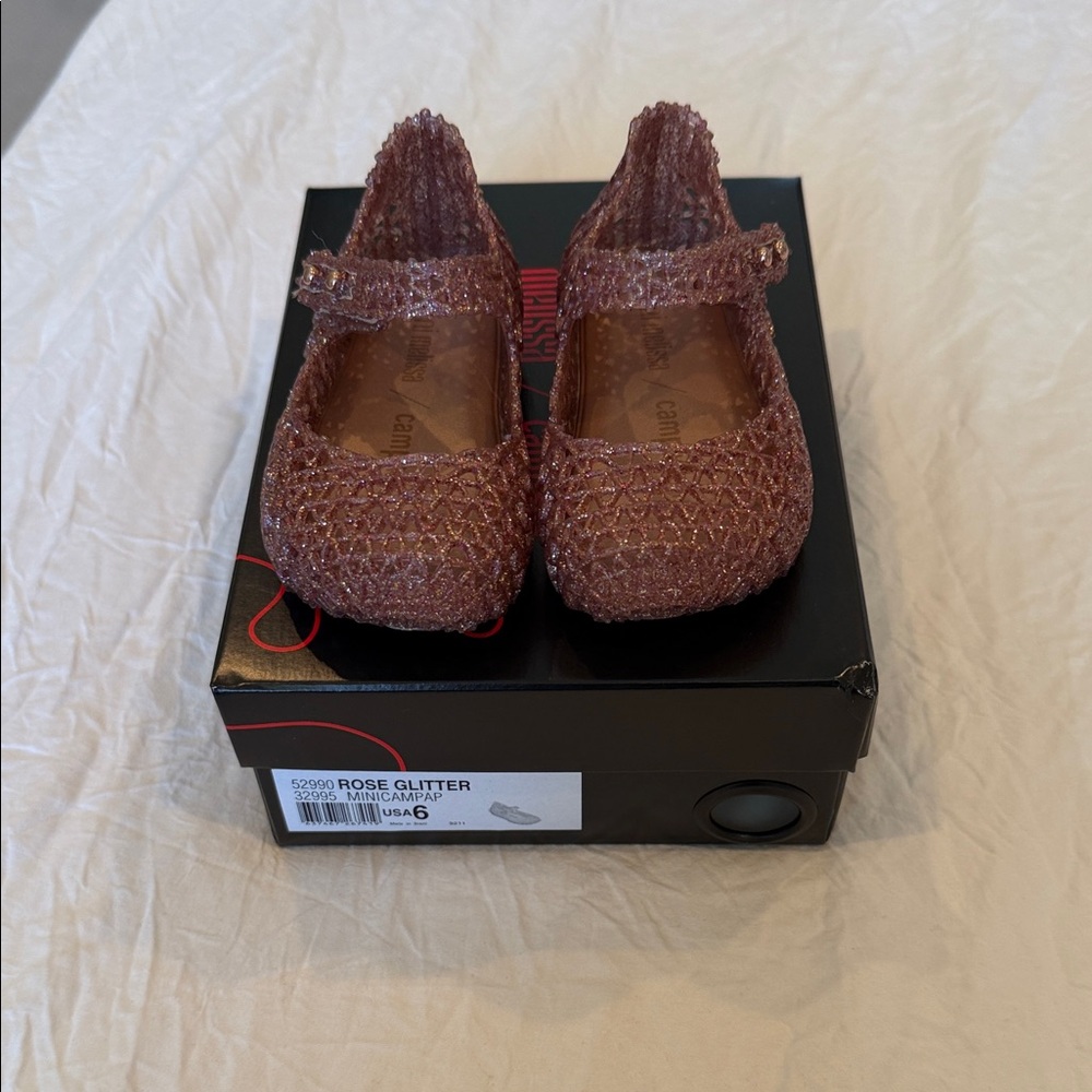 New in box Mini Melissa Campana Rose Gold Jelly Shoes